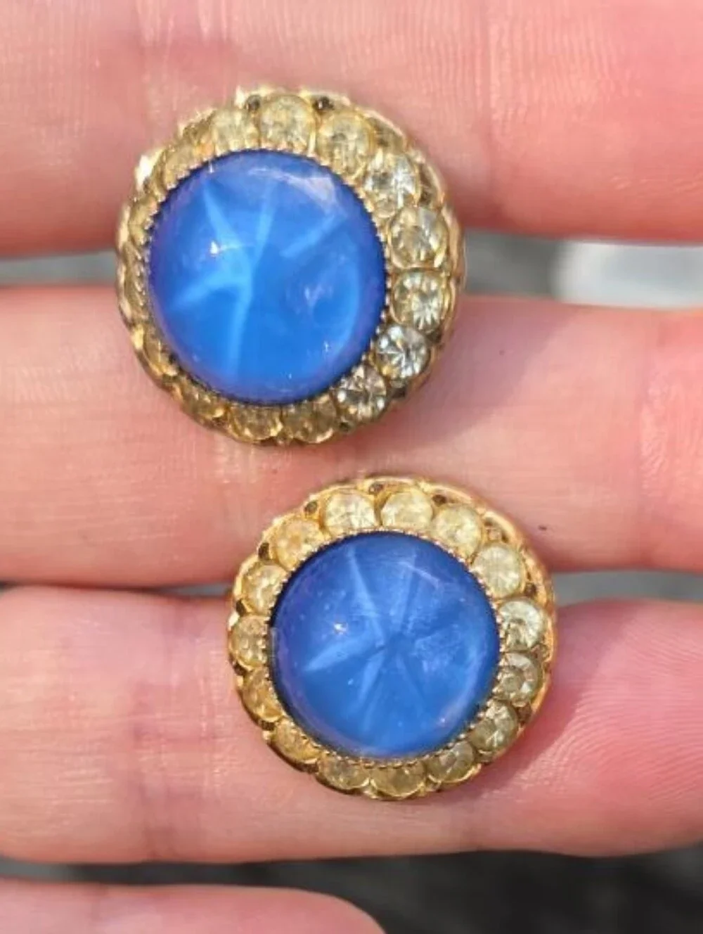 Vintage Blue Starburst Glass Cabochon Rhinestone Screw Back Earrings